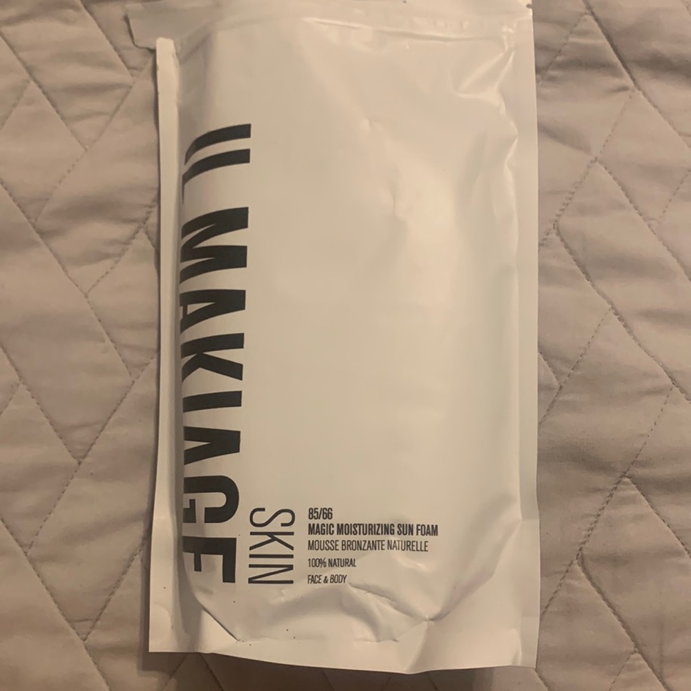 Ill Makiage Magic Moisturizing Sun Foam